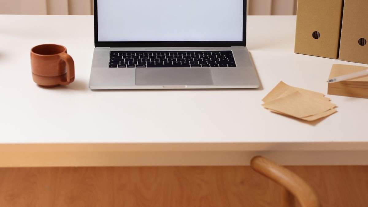 Foto van een minimalistische werkplek
